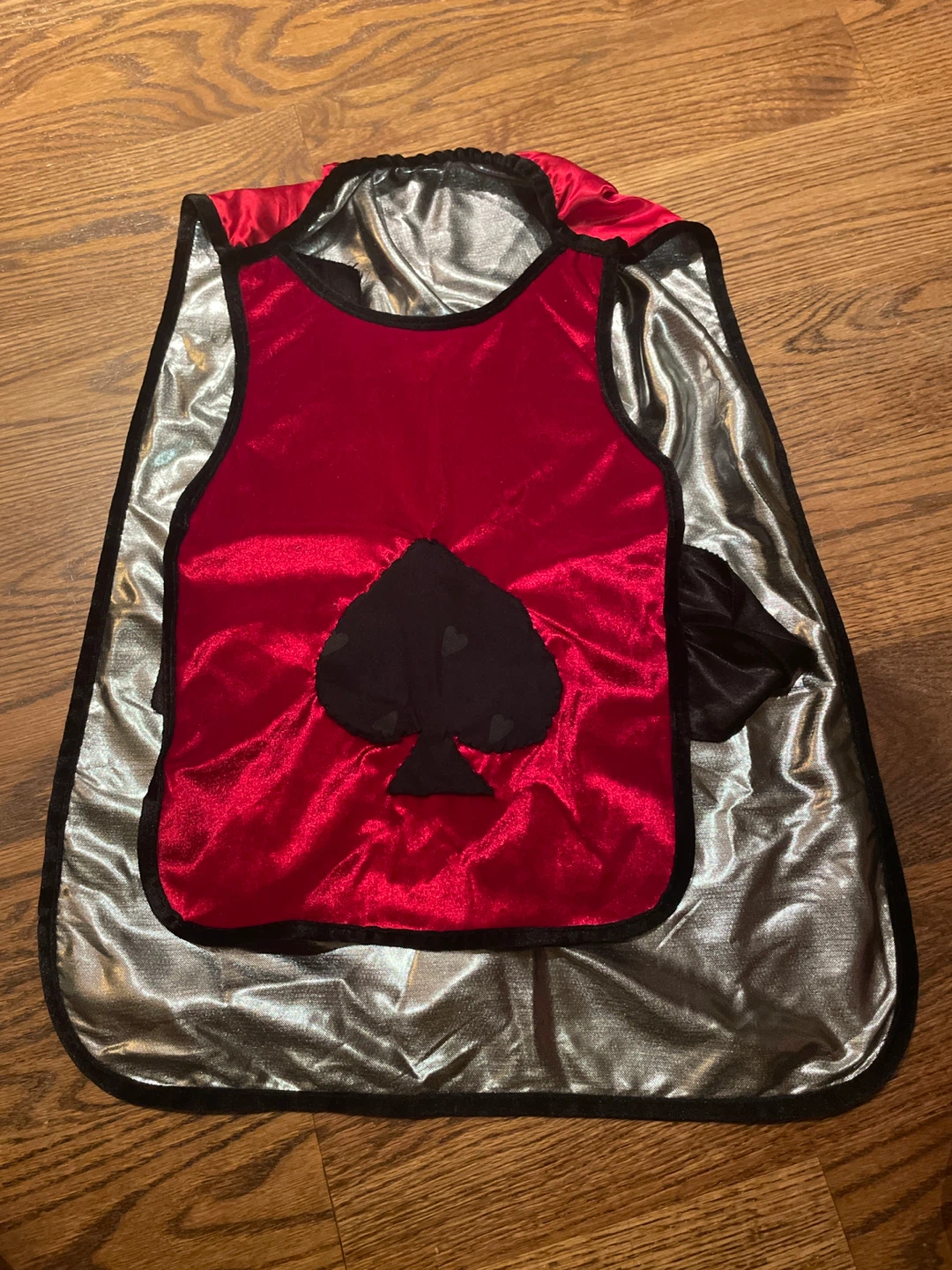 Reversible Kids Costume knight/spade Tunic and Cape