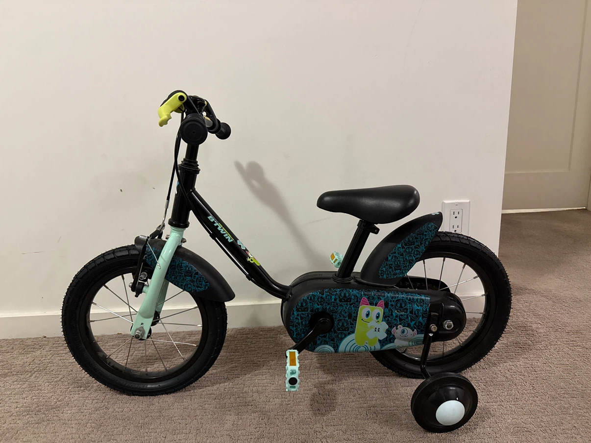 B'Twin 14-inch Kids Bike with Training Wheels