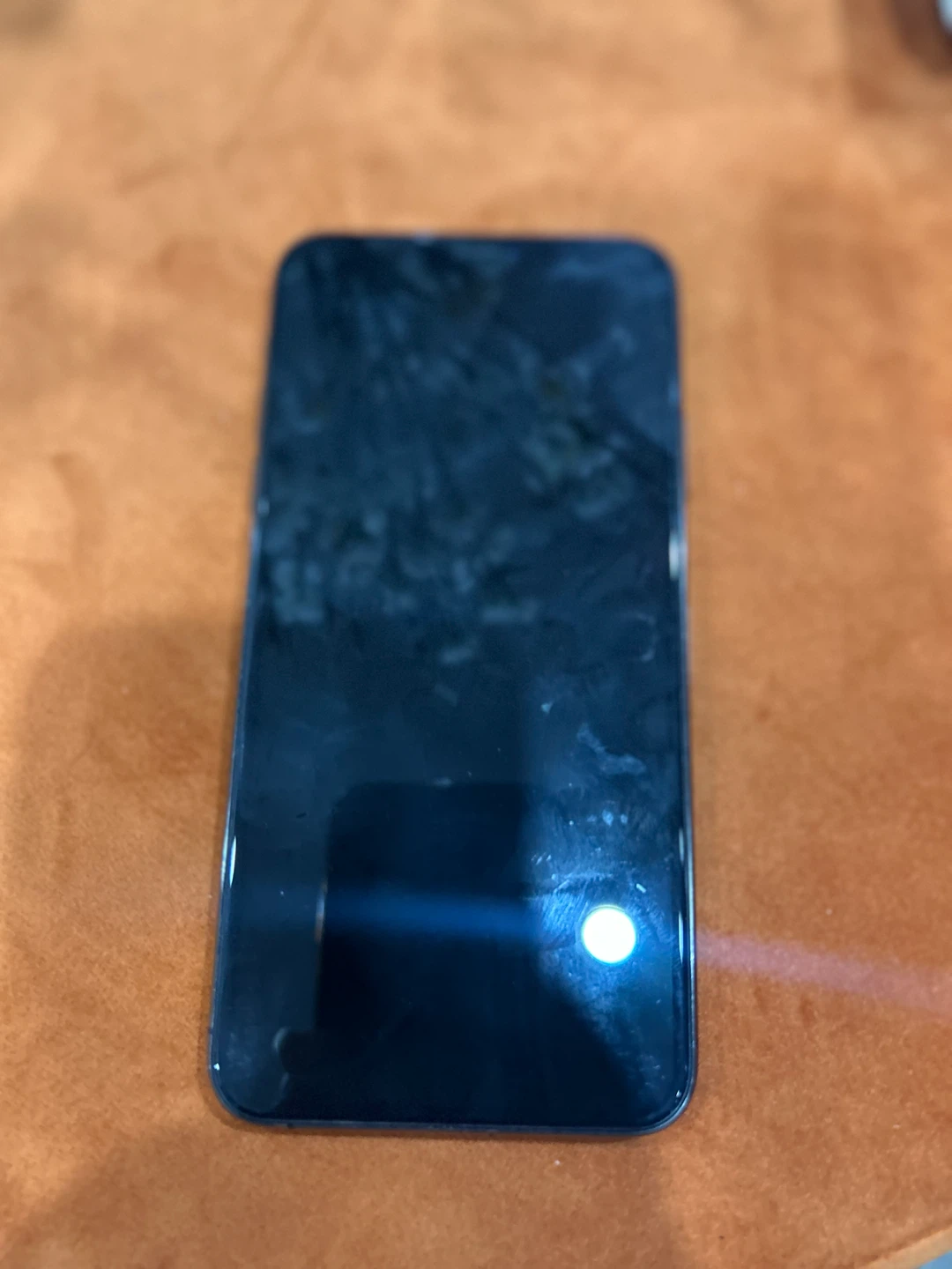 iphone 11 pro max - photo 2