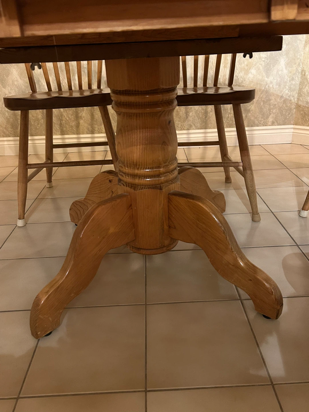 Solid Pine Pedestal Dining Set - photo 2