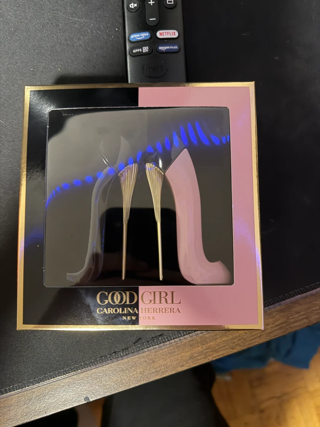 Carolina Herrera Good Girl Pin Set