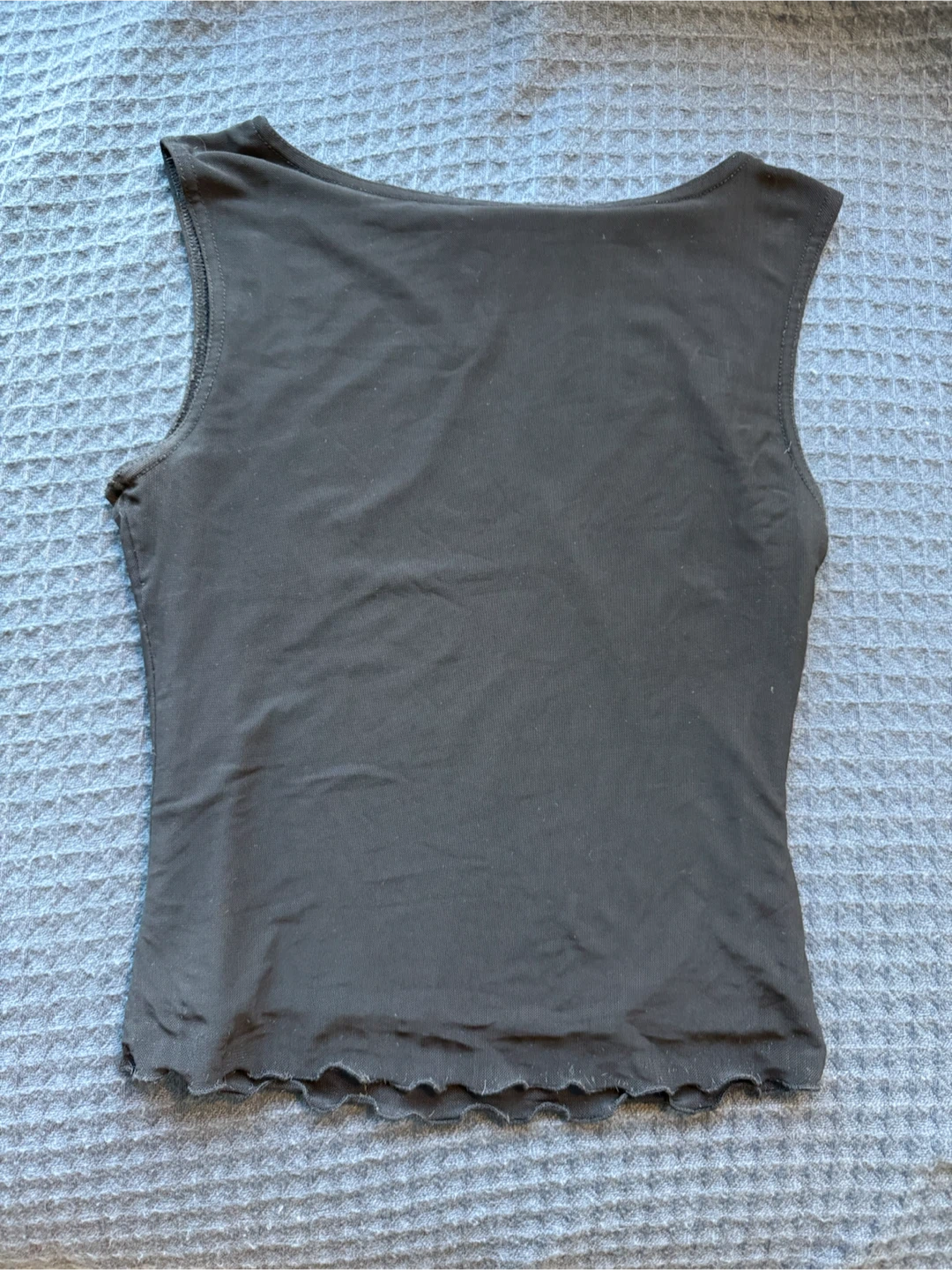 Brandy Melville Black Lettuce Edge Tank Top - photo 2