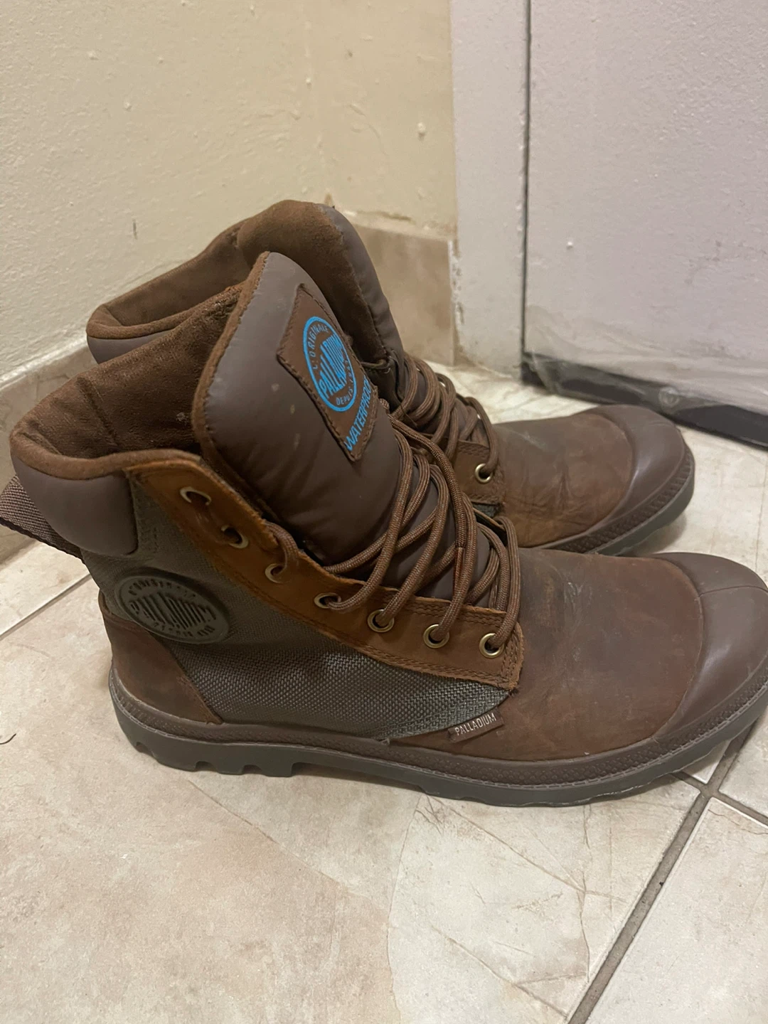 Palladium Waterproof Boots Brown Men's Size 9