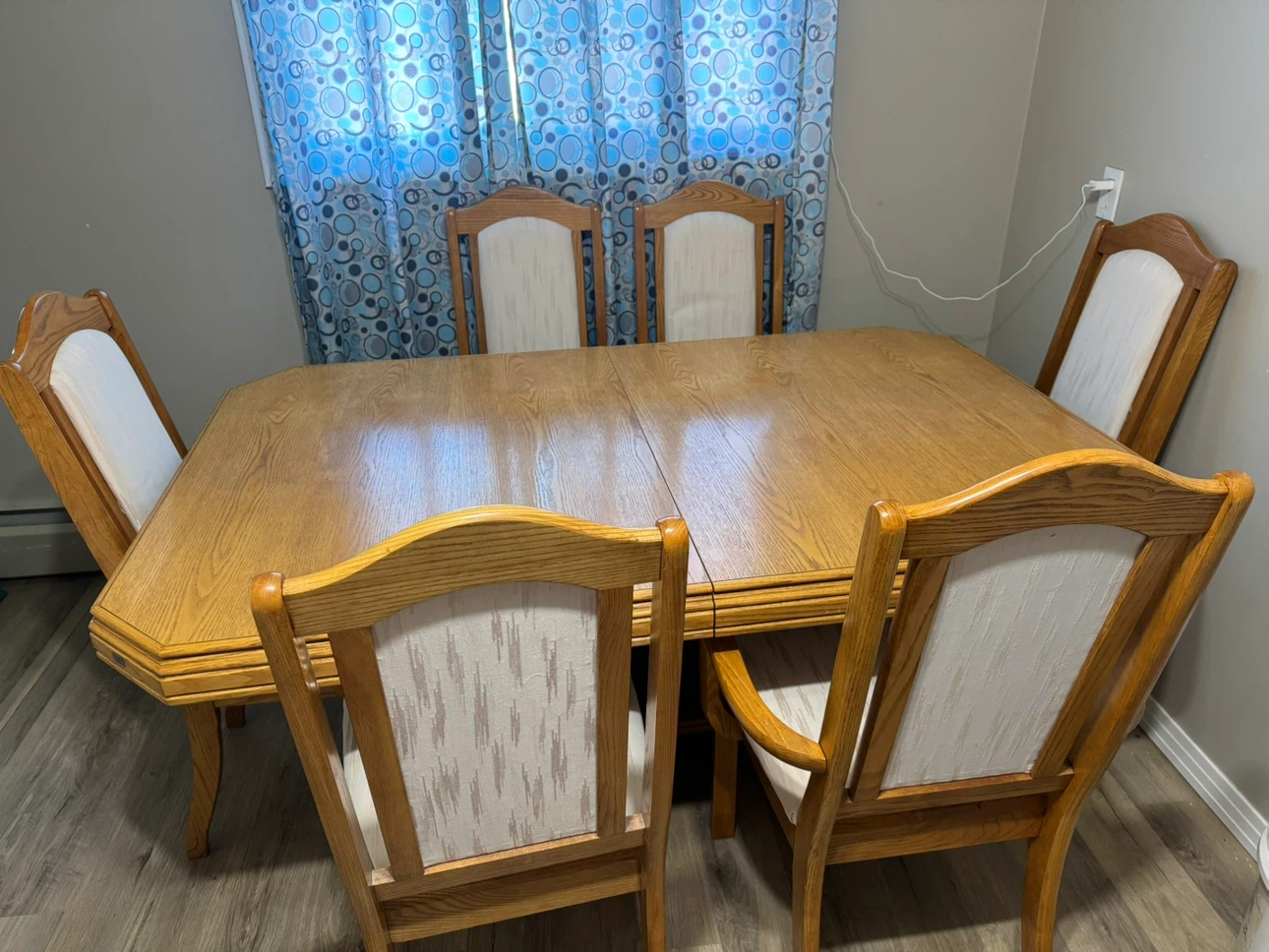 Oak Dining Table and 6 Chairs Set