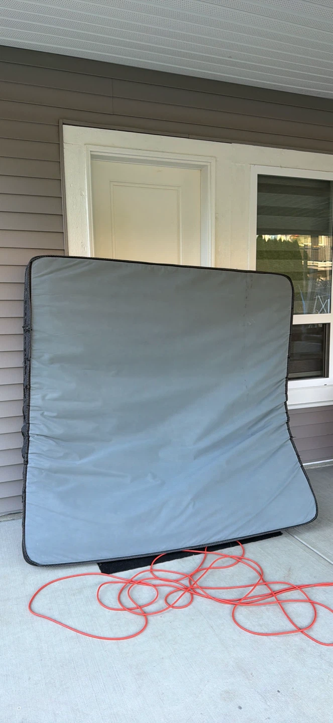 Logan & Cove King Size Mattress - photo 2