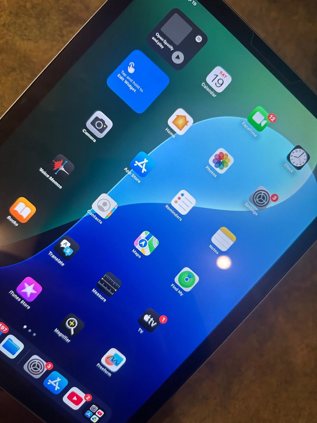 Apple iPad Air (4th Generation) - photo 3