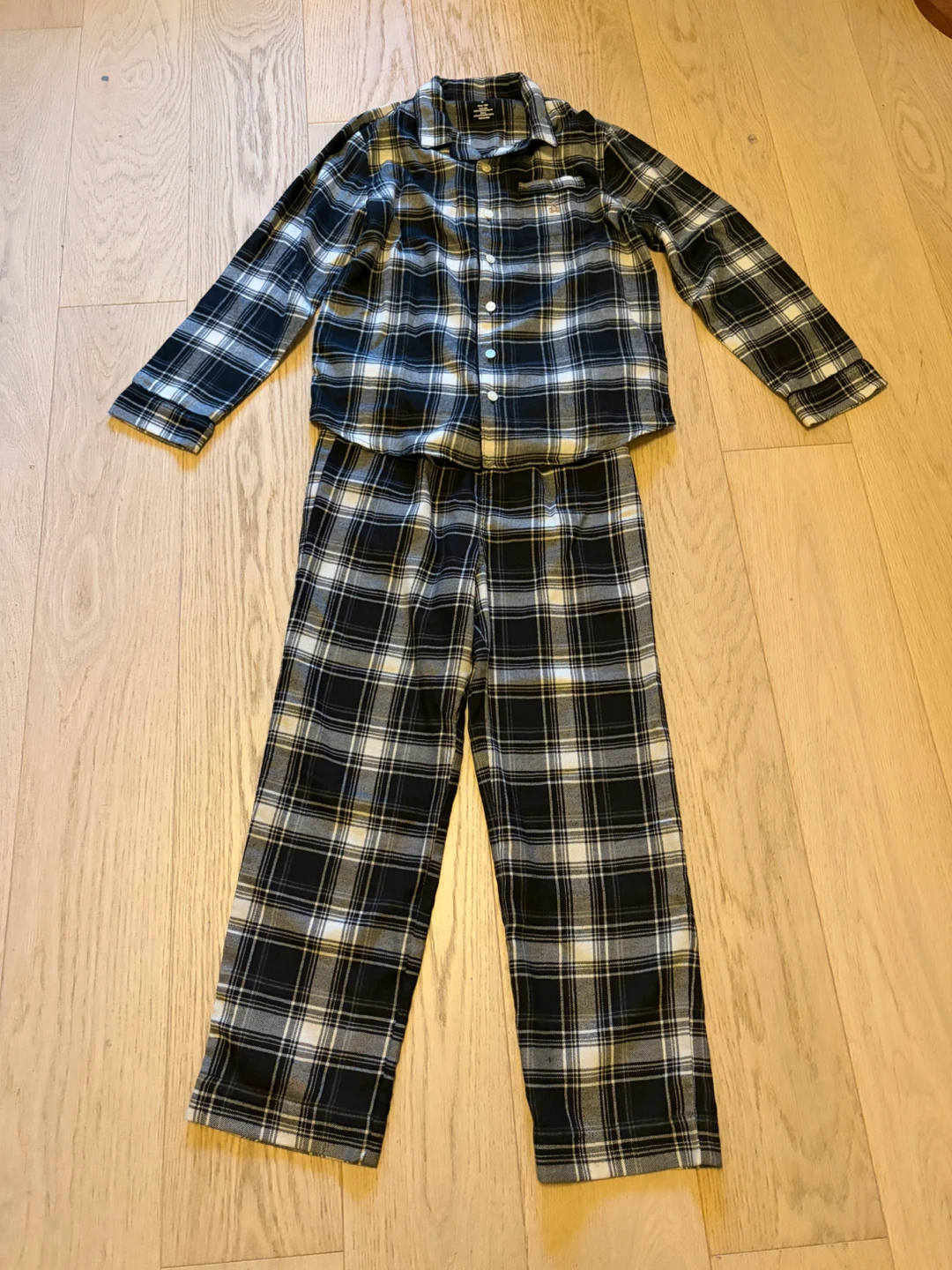 Gap Plaid Pajama Set, fits kids 10-12