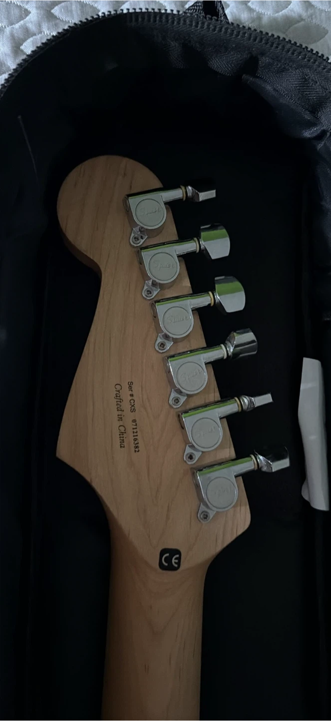Squier Stratocaster Guitar and Fender Frontman 15R Amp - photo 5