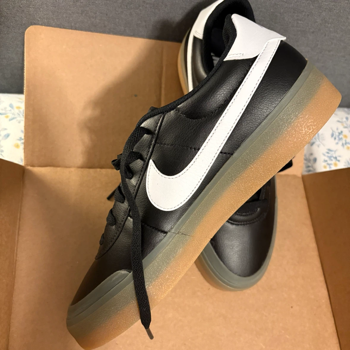 SB Gato Nike Black and White Sneakers - photo 2