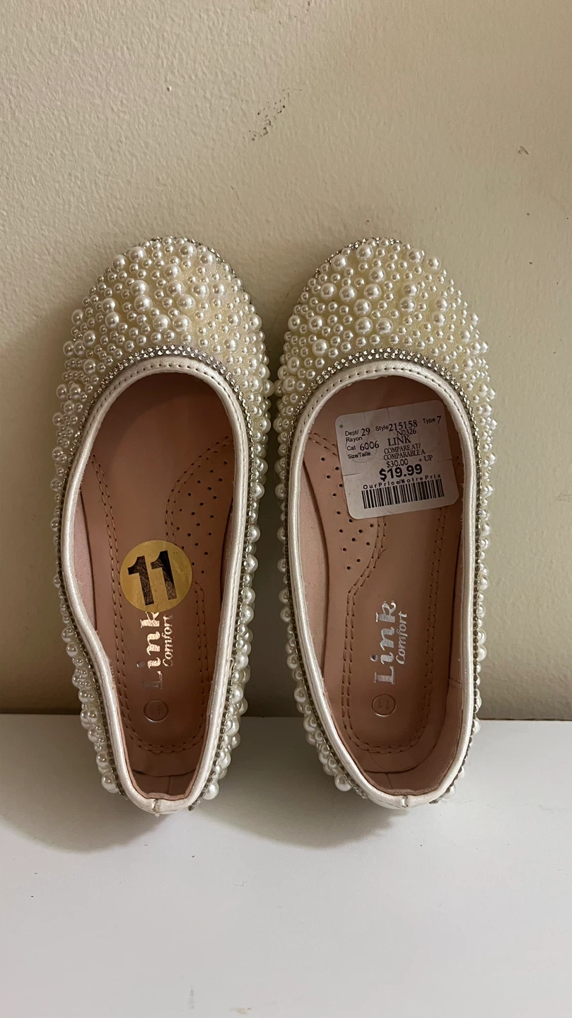 New-Link Comfort Pearl Embellished Flats Size 11