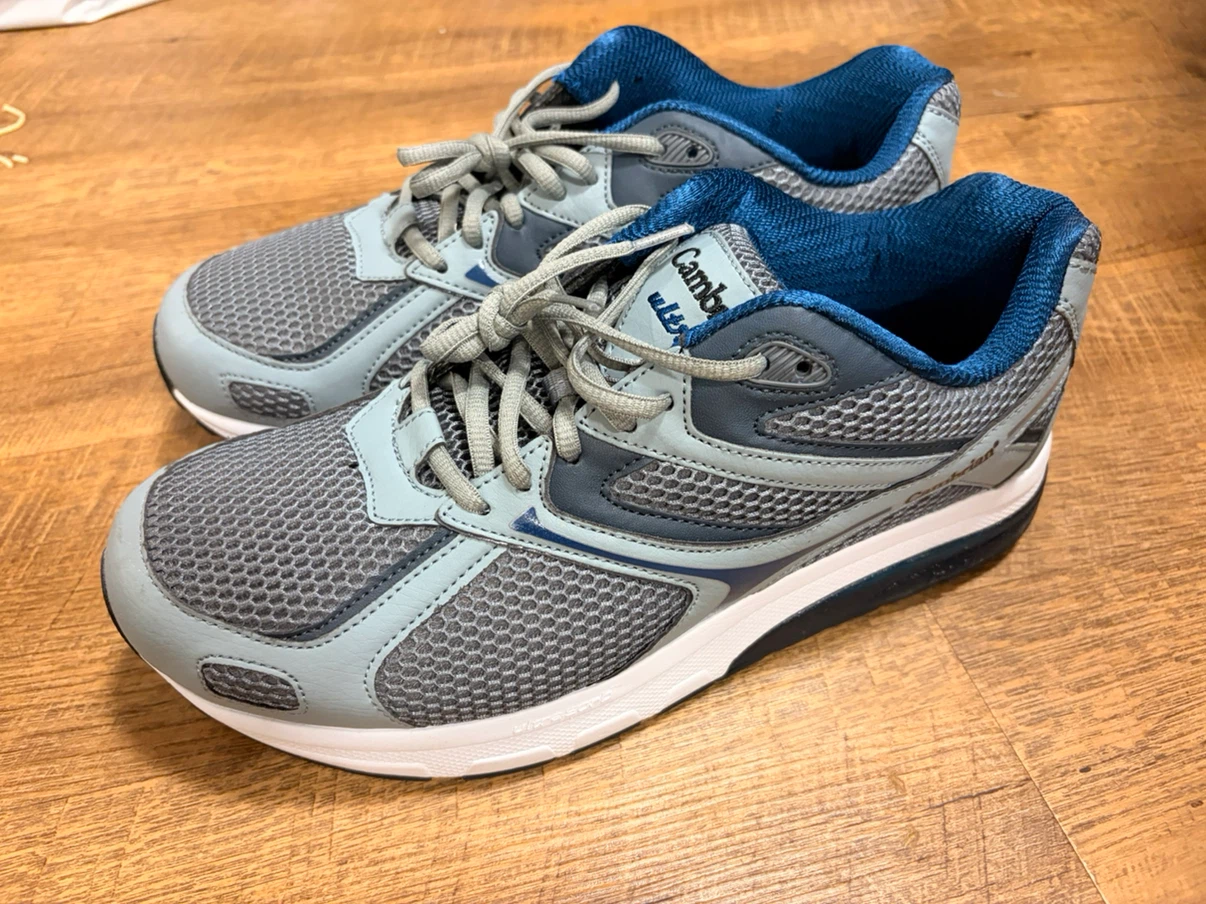 Cambrian Ultra Running Shoes size 12