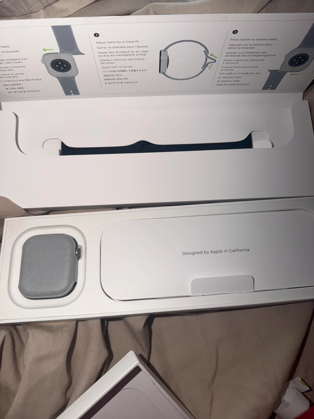 Apple Watch Series 11 42mm Space Gray - photo 3