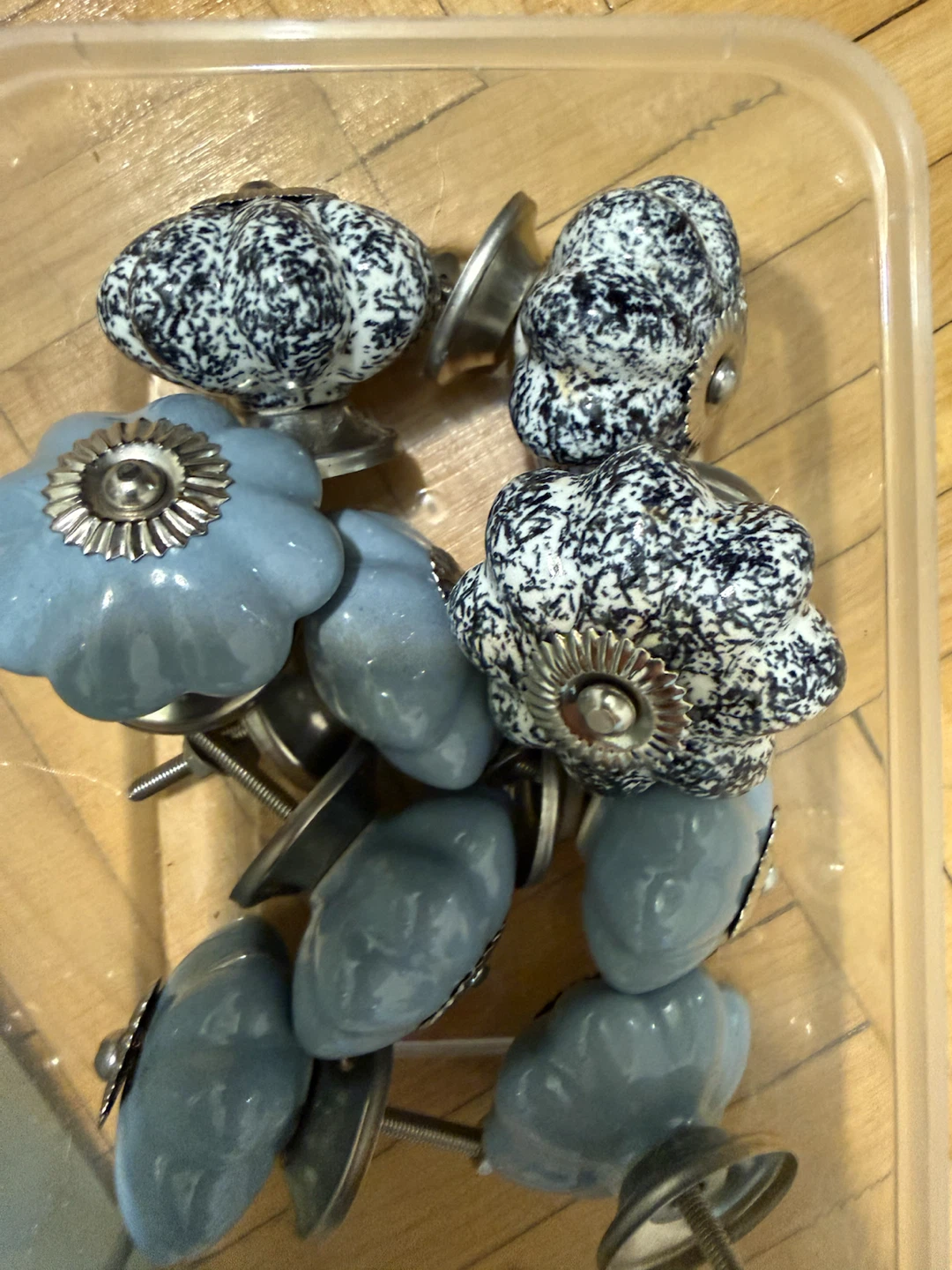 Assorted ceramic cabinet/drawer knobs - photo 4