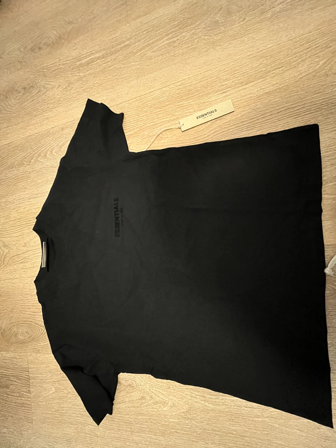 Essentials Fear of God Black T-Shirt - photo 5