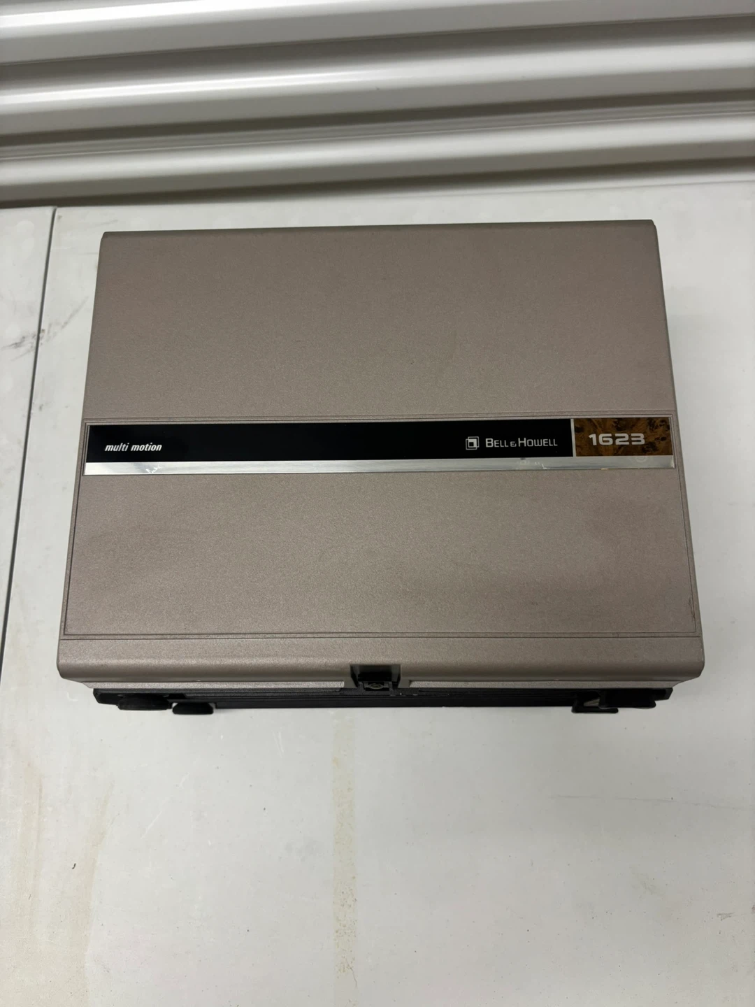 Bell & Howell 1623 Multi Motion Dual 8mm Super 8 Film Projector - photo 5