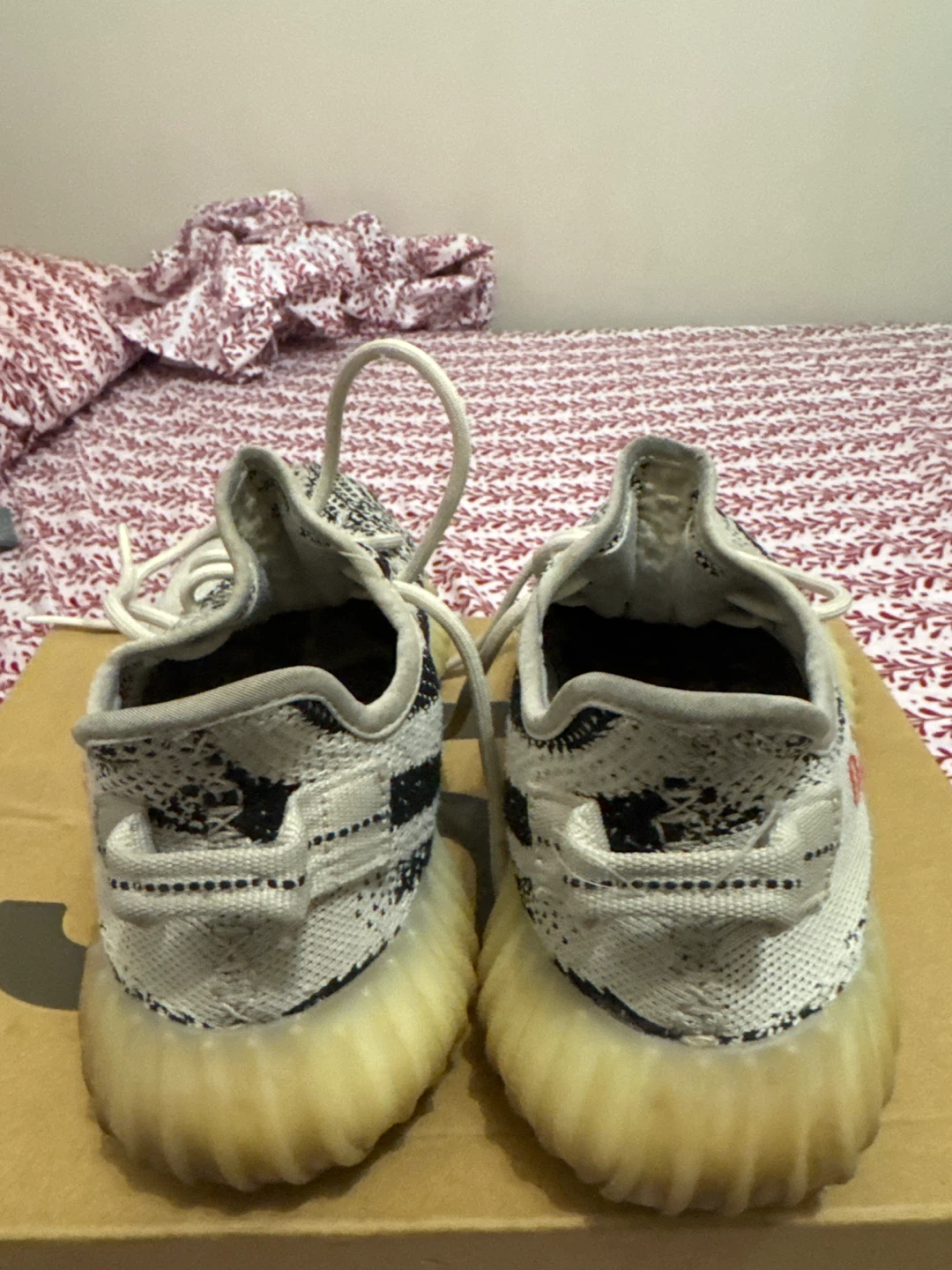 Adidas Yeezy Boost 350 V2 Zebra - photo 2