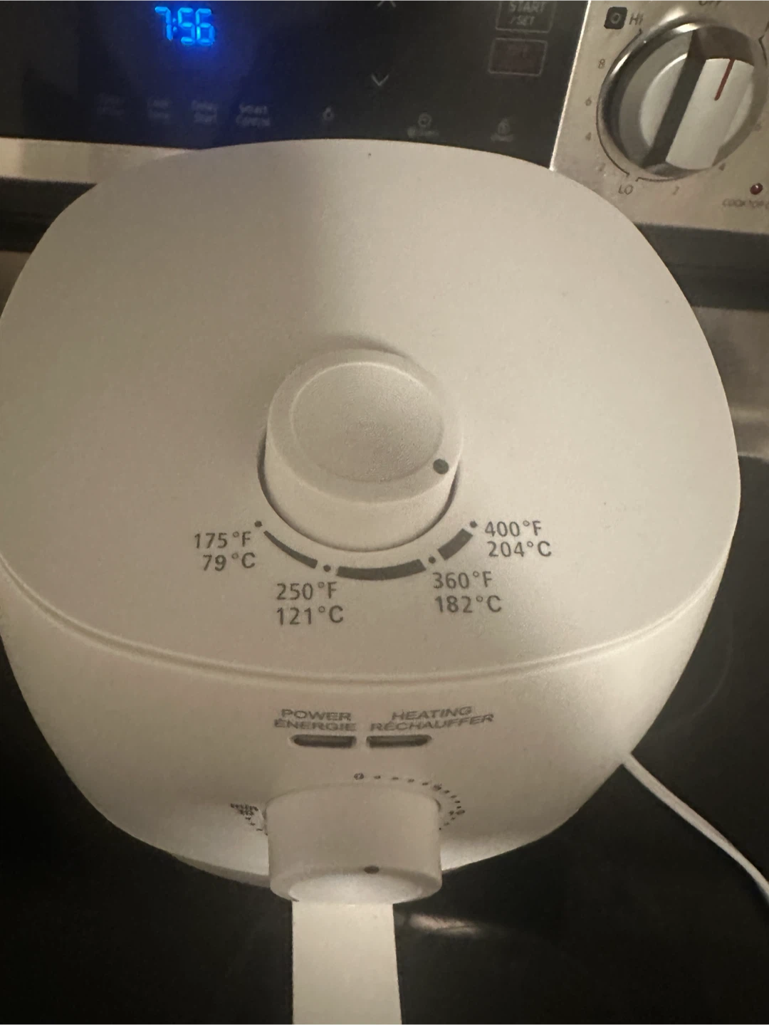 Mainstays 2.2 Quart Compact Air Fryer - photo 2