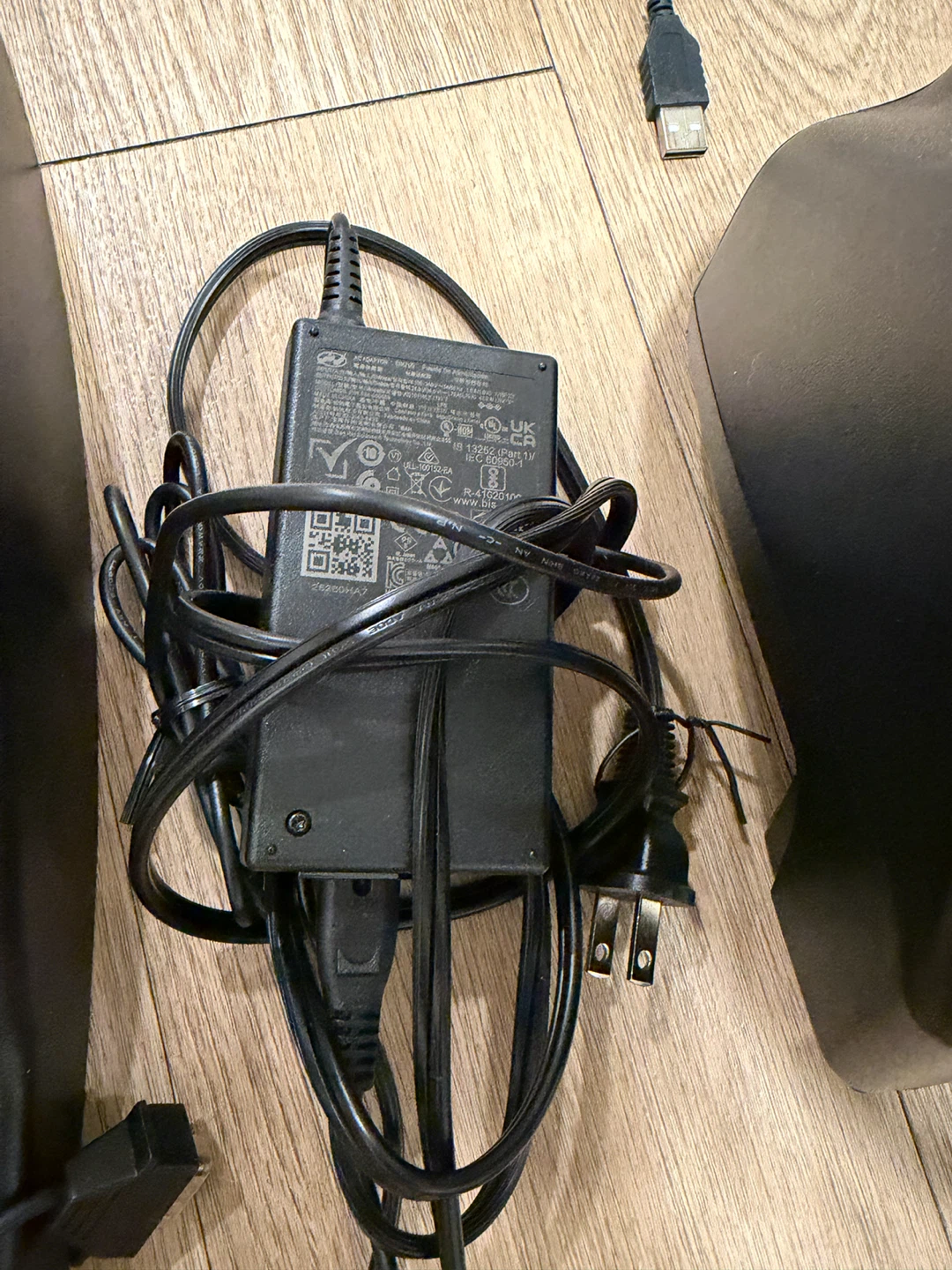 Logitech G29 Racing Wheel – Like New, Purchased June 2026 - photo 4