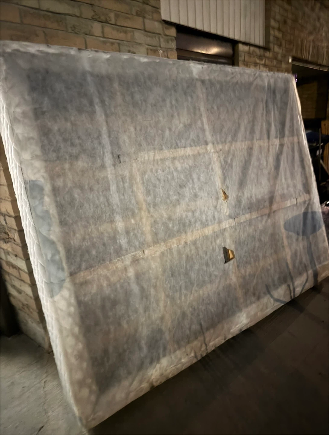 Queen size box spring