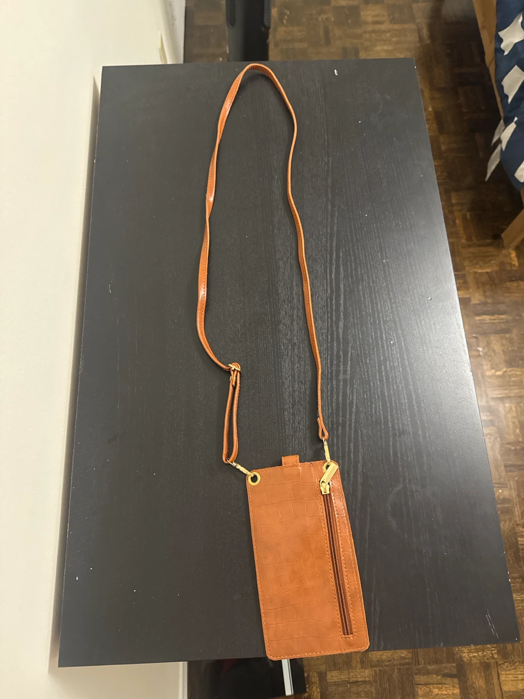 Tan Croc-Embossed Crossbody Phone Bag - photo 4