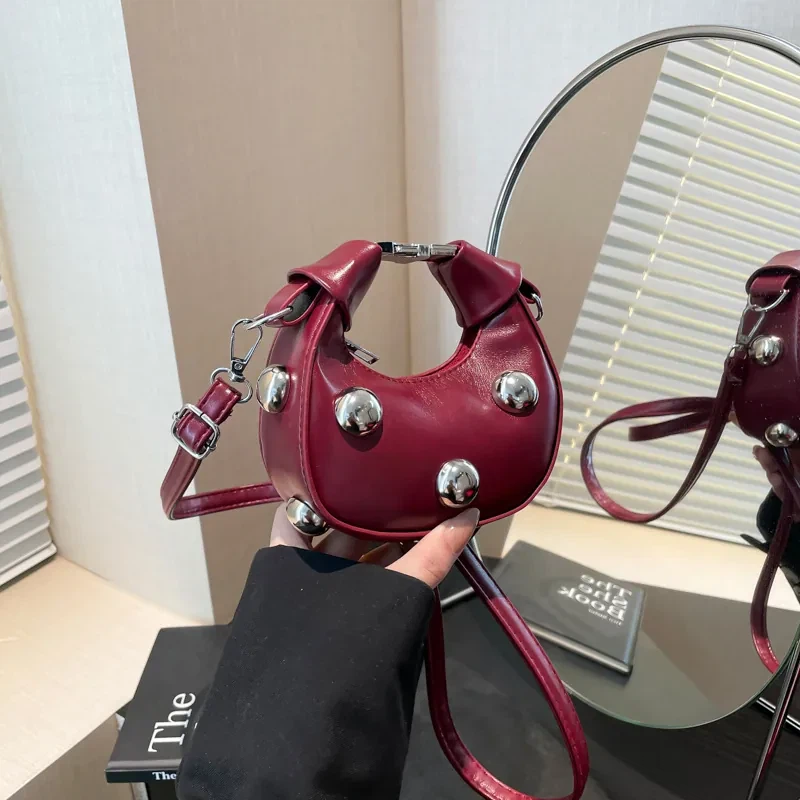 Mini red crescent shoulder bag. Super cute