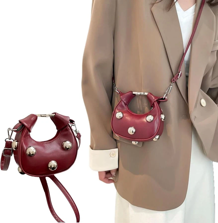 Mini red crescent shoulder bag. Super cute - photo 2