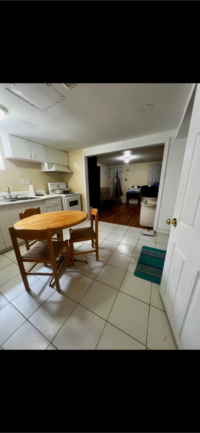 Spacious Full Basement for Rent - photo 2