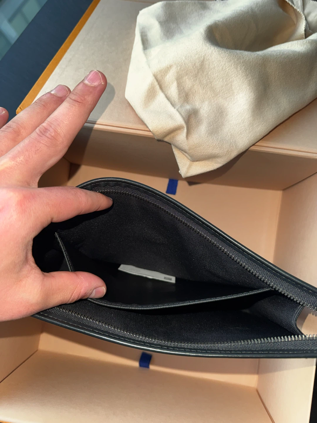 Louis Vuitton Monogram Eclipse Pouch - photo 4