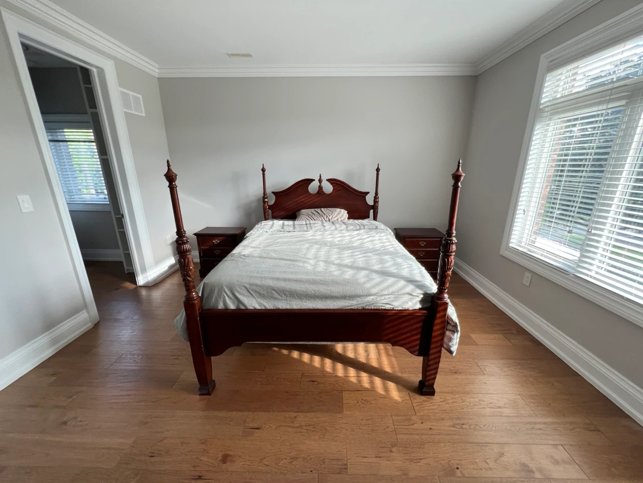 Antique wooden Queen bed frame with box