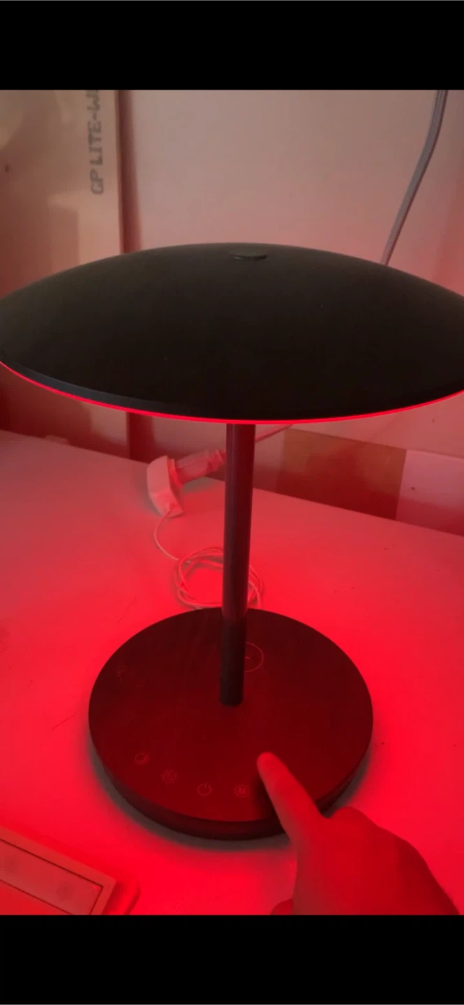 RGB Desk Lamp with Wireless Charginf