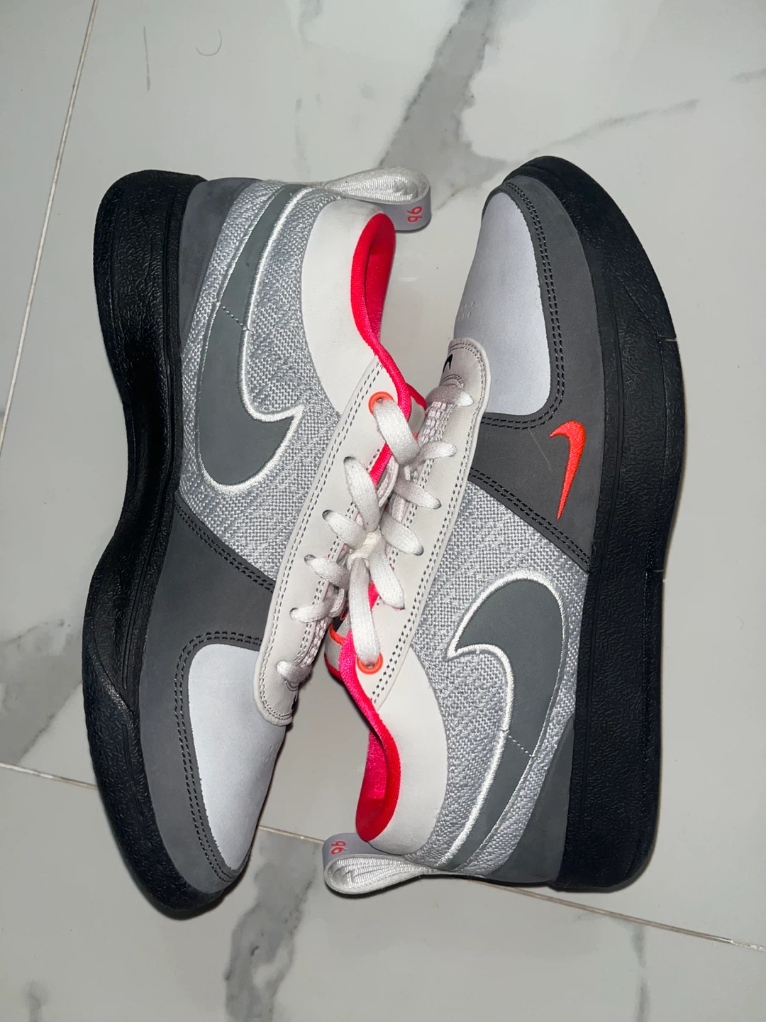 Nike Book 1 for sale - photo 4