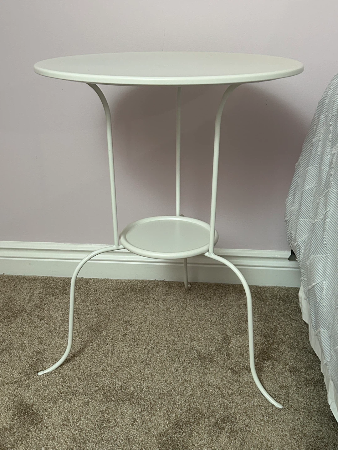 White Metal Side Table - photo 3
