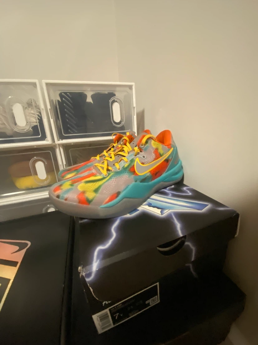 Kobe 8 Venice beach size 7 with box - photo 2
