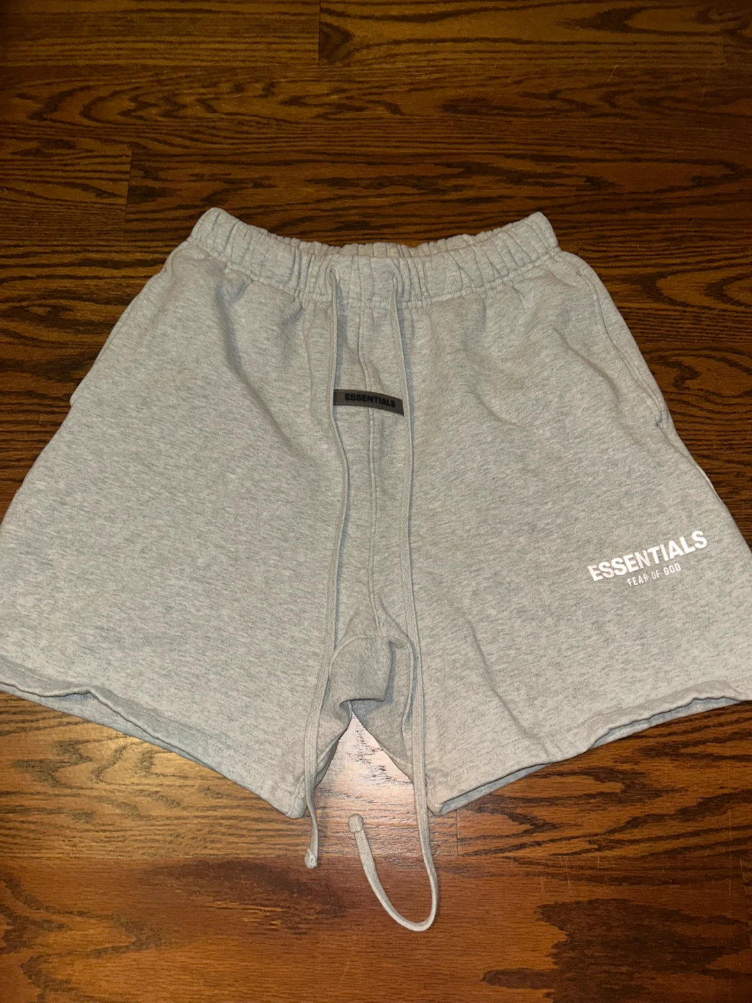 Fear of God Essentials shorts light oatmeal
