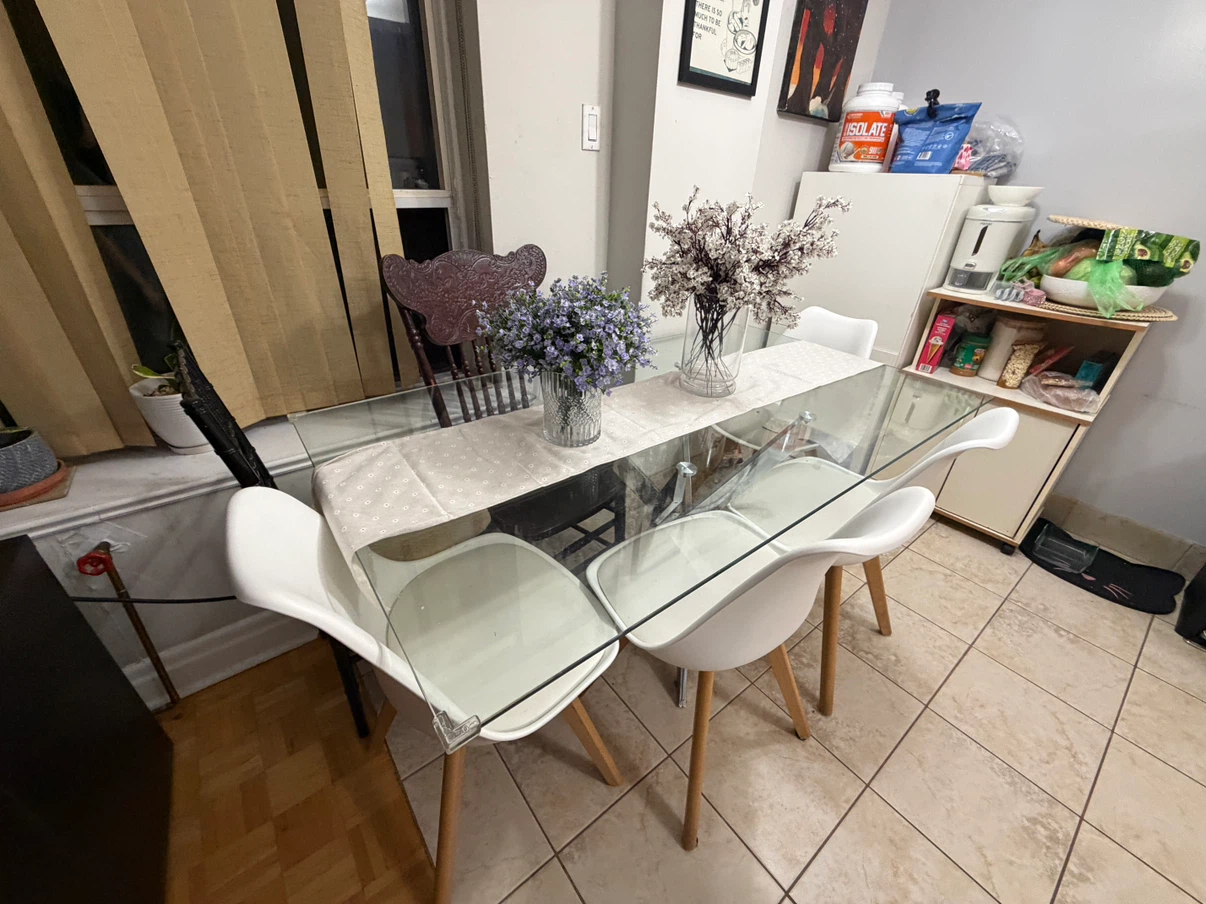 Glass top dining table - photo 4