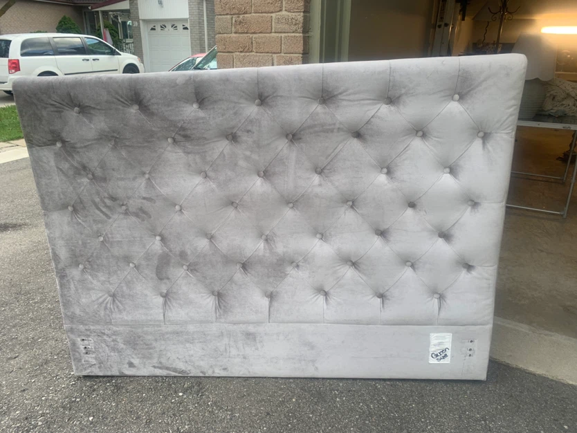 Grey Queen Size Tufted Upholstered Headboard - photo 2