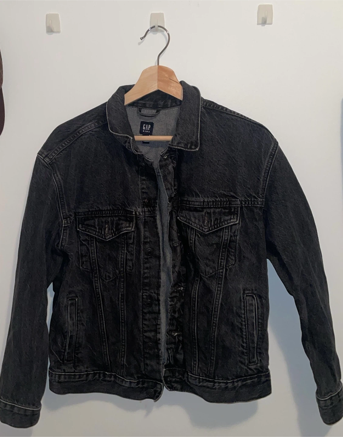 🖤 Black Denim Jacket