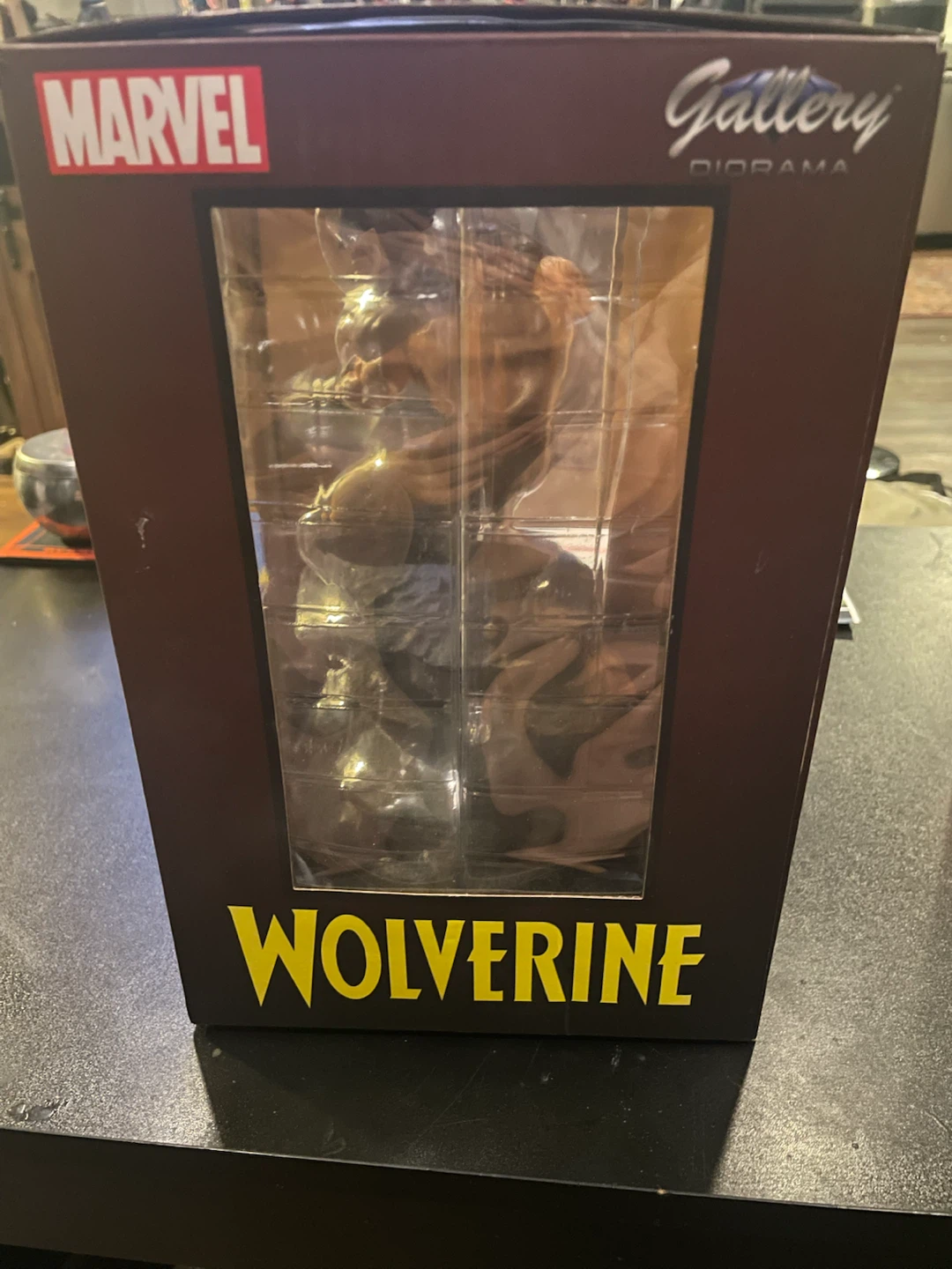 Marvel Gallery Diorama Wolverine PVC Figure - photo 2