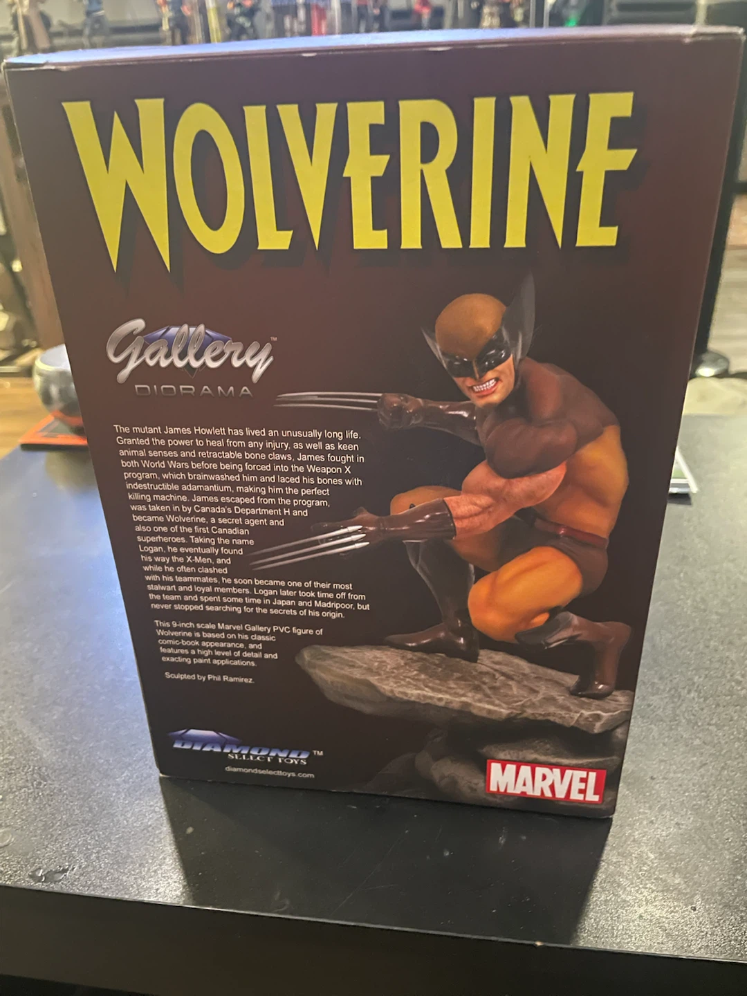 Marvel Gallery Diorama Wolverine PVC Figure - photo 3