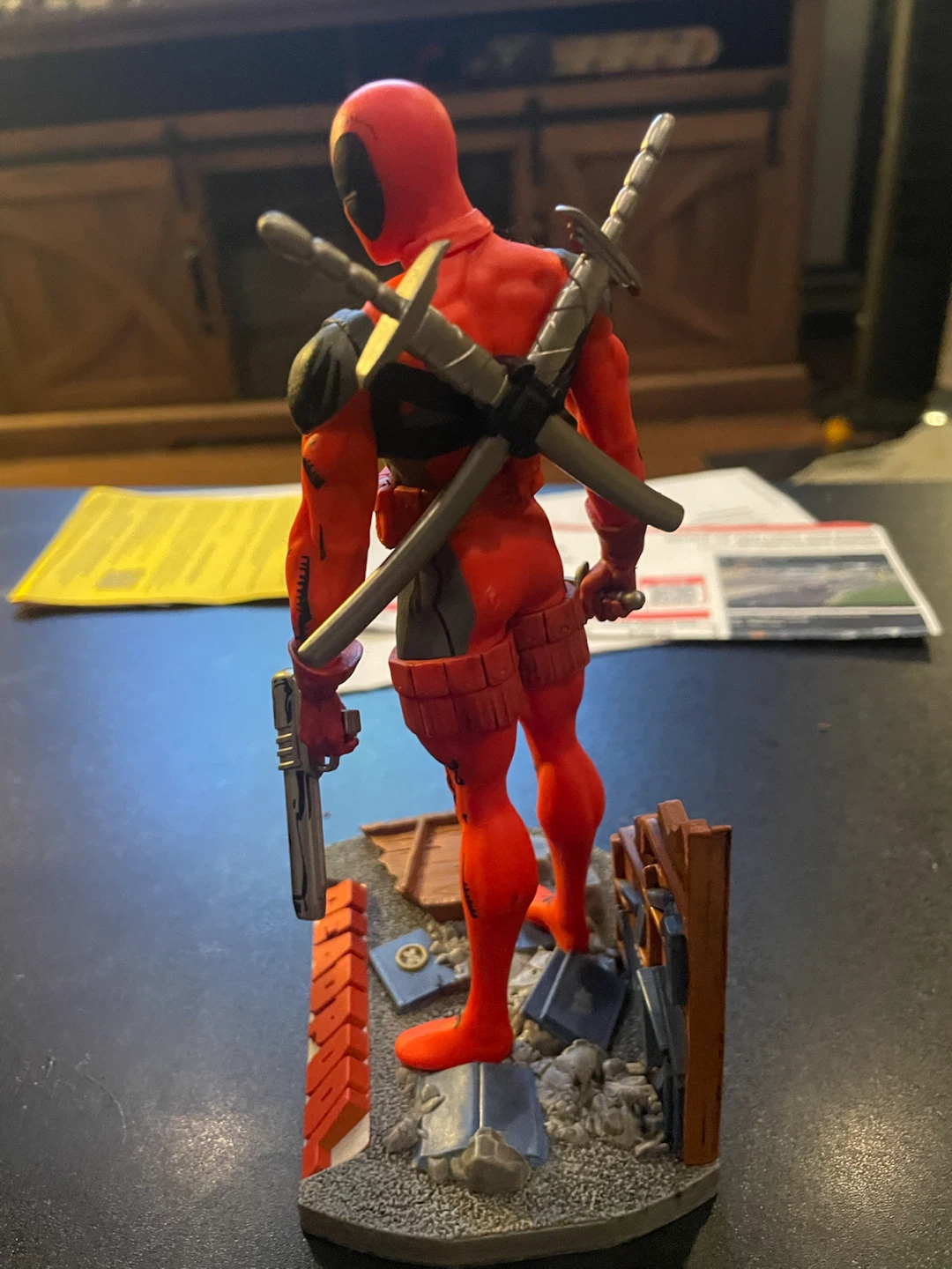 Marvel Deadpool Collectible Figure - photo 2