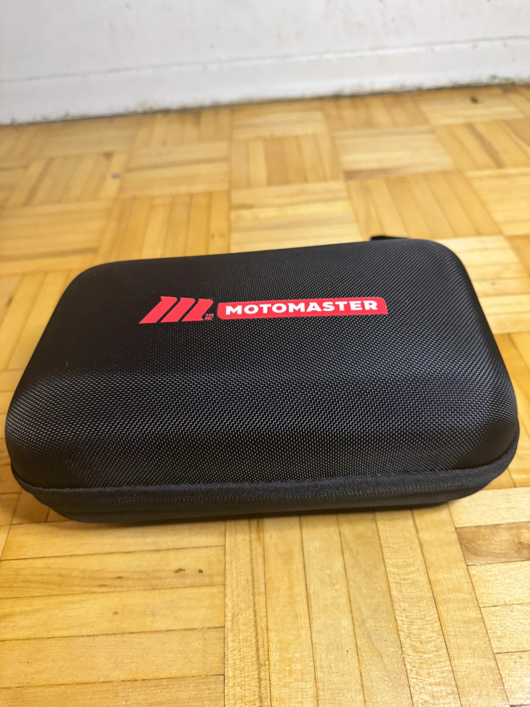 Jumpstarter and power bank - photo 4