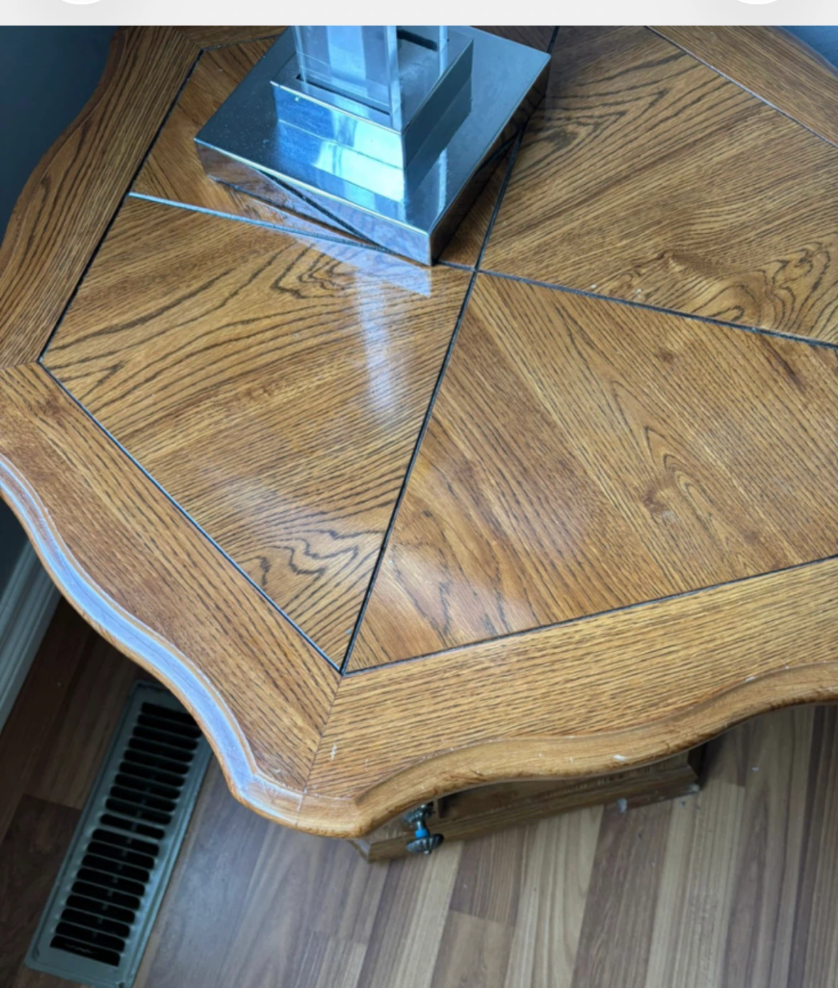Oak Corner End Table - photo 2