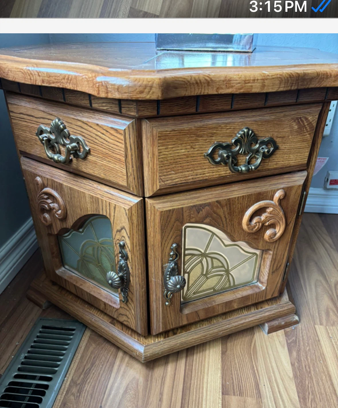 Oak Corner End Table - photo 3