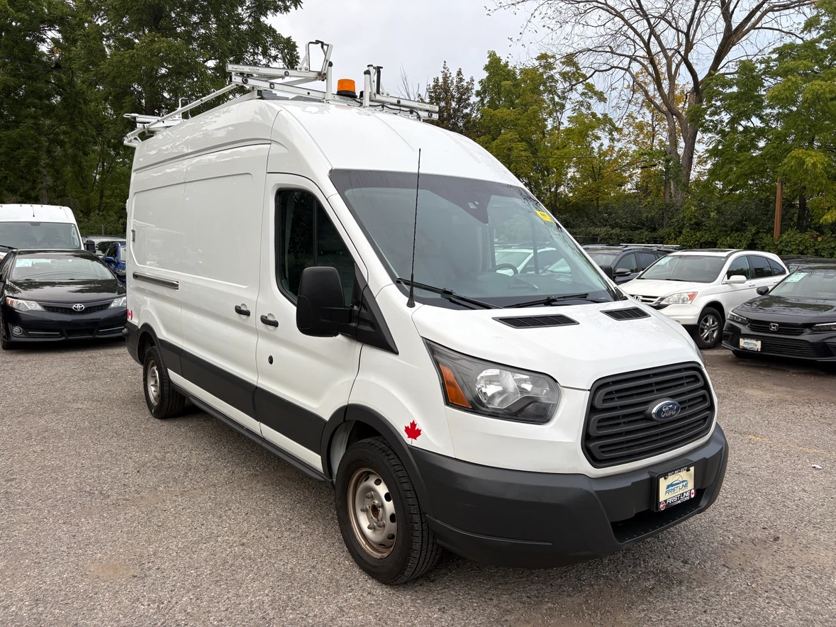 2017 Ford Transit Cargo Van T-250 - photo 4