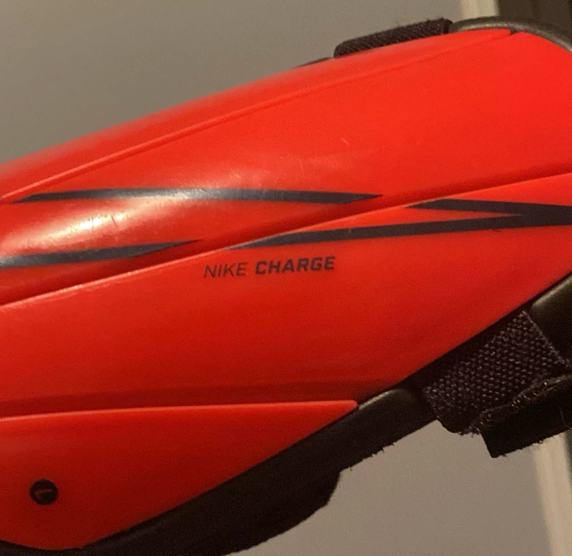 Nike Charge Youth Soccer Shin Guards M - photo 3
