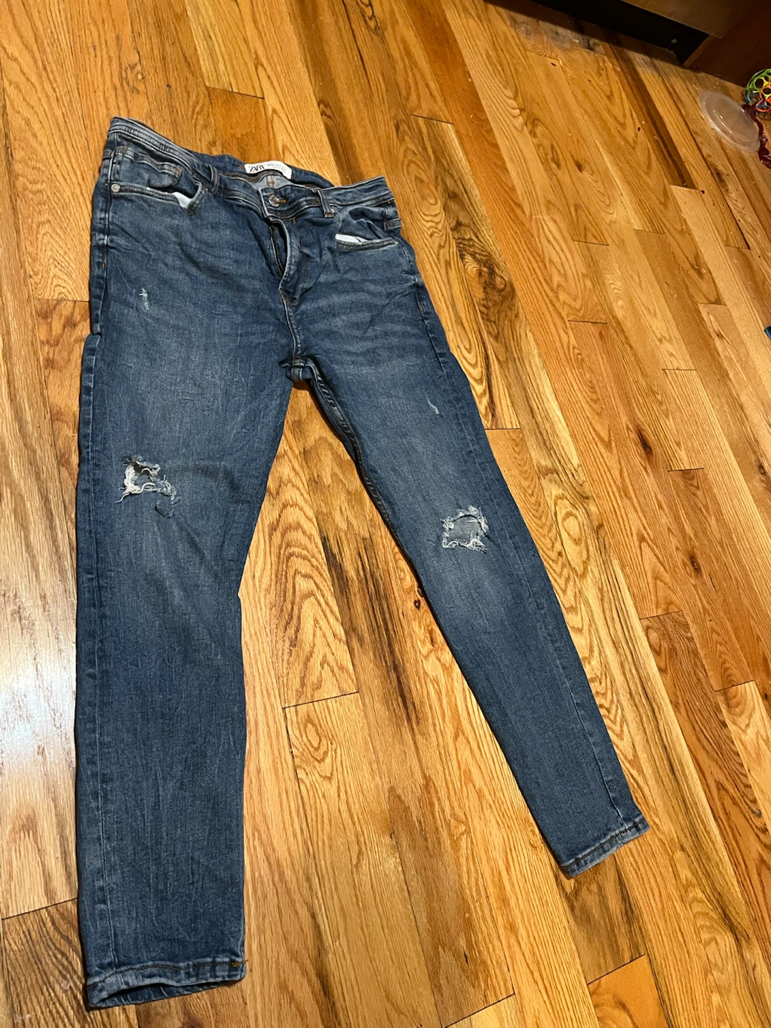 ZARA Distressed Denim Jeans - photo 2
