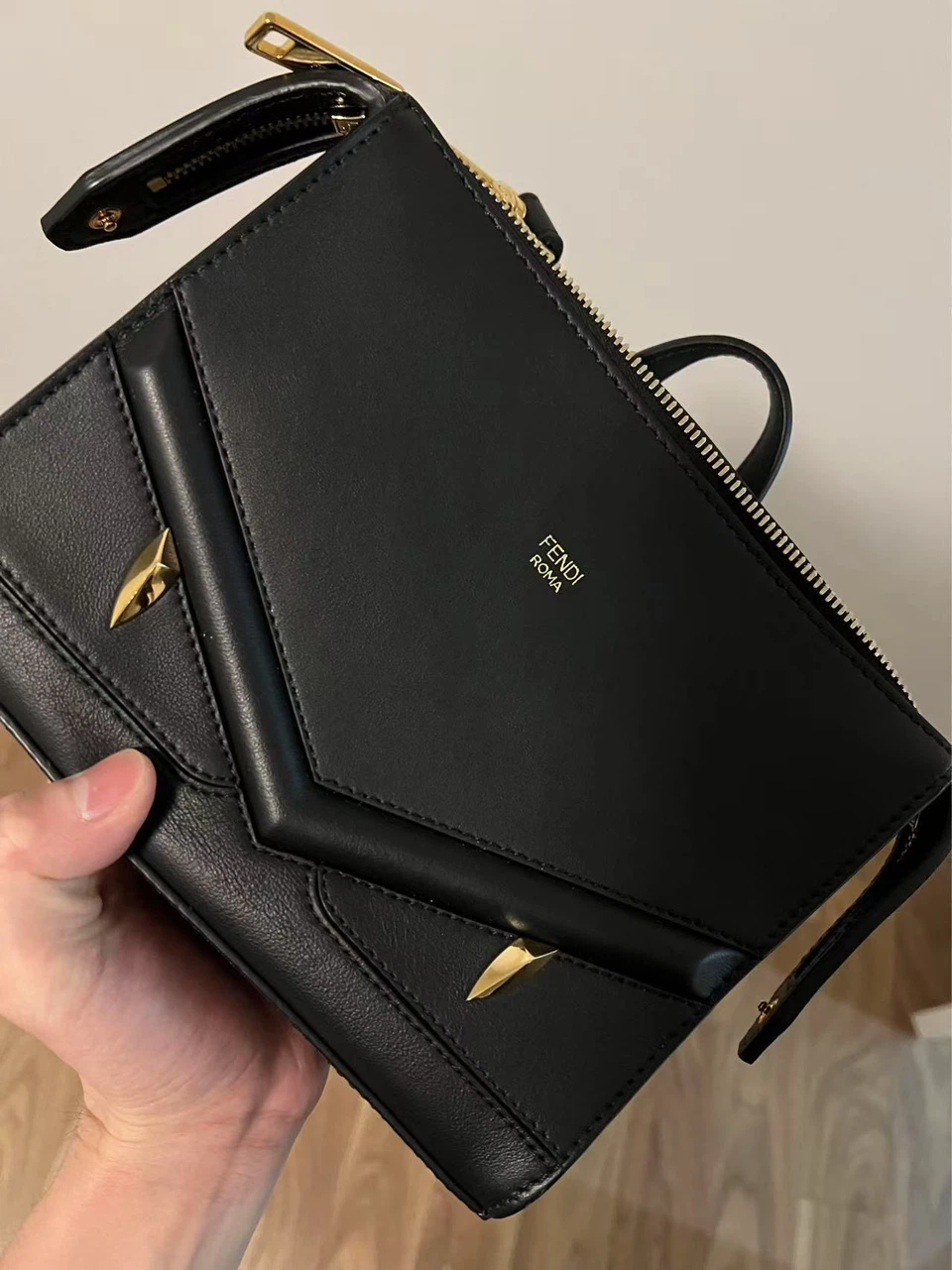 Fendi Roma Black Leather Crossbody Bag - photo 3