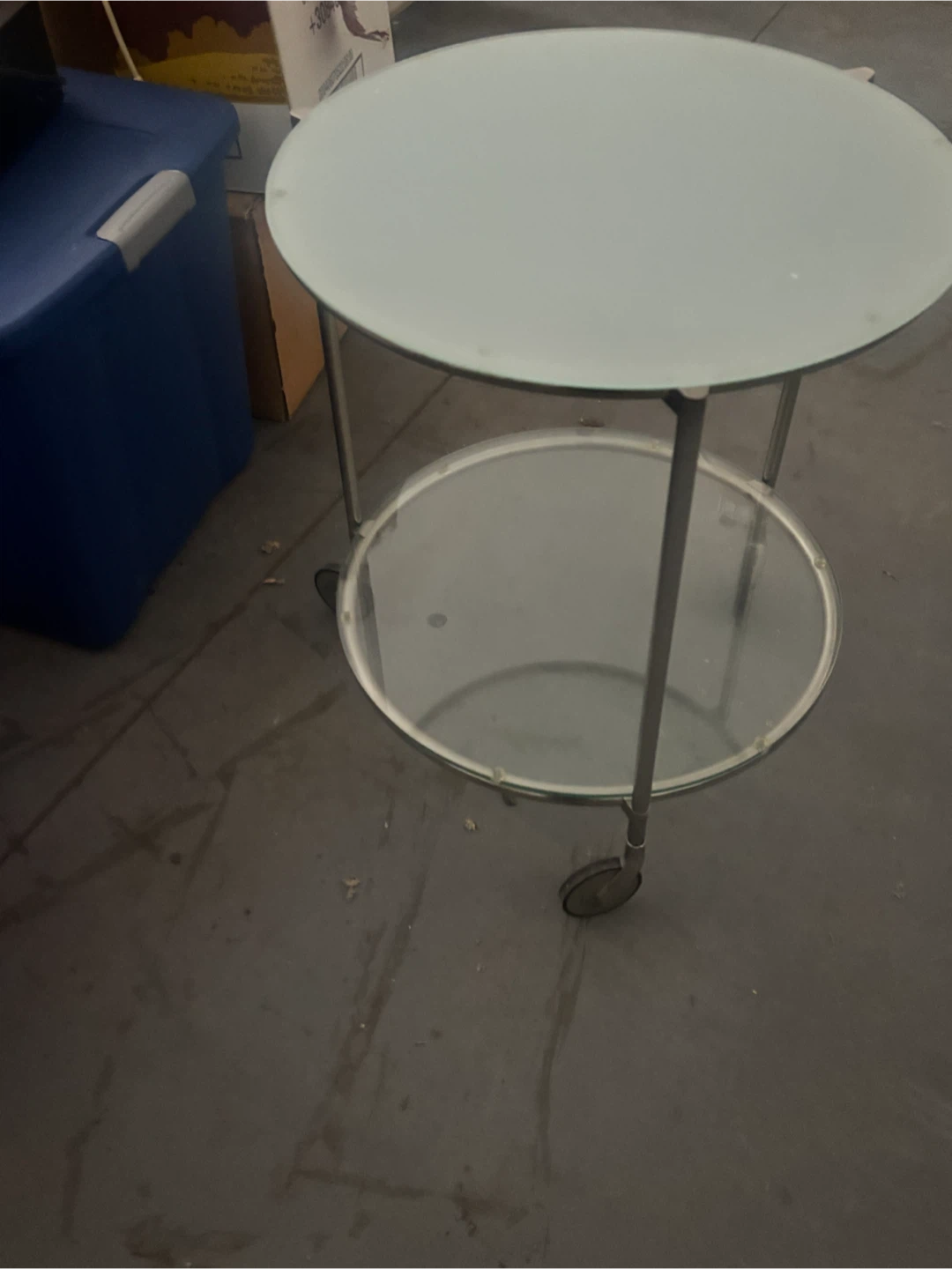 Two-tier glass rolling side table - photo 2