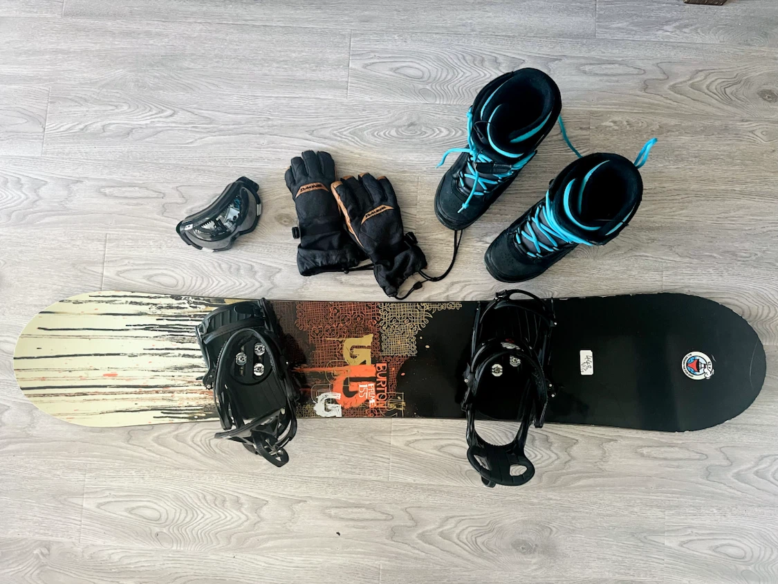 Snowboard Gear Bundle - photo 2