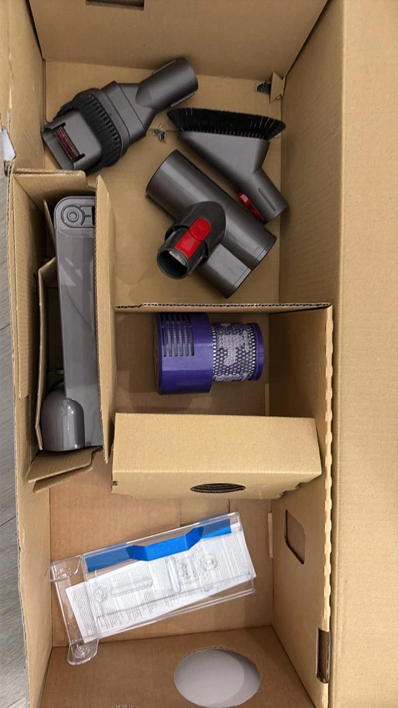 Dyson Cyclone V10 Animal Cordless Vacuum - photo 5
